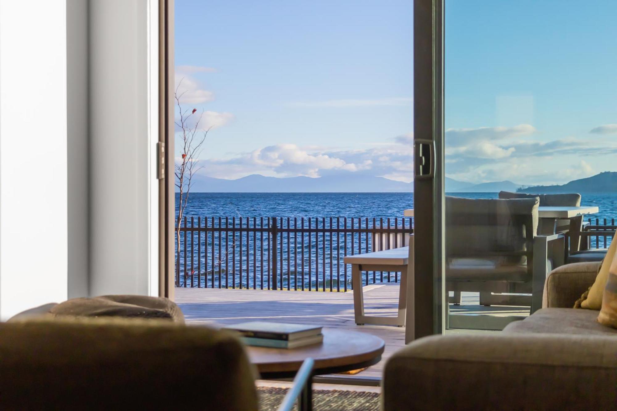 Brand New Lake Front Homes Spa Pool Taupo Ngoại thất bức ảnh